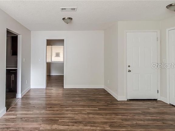 4th image of 2357 Fairgren Ave