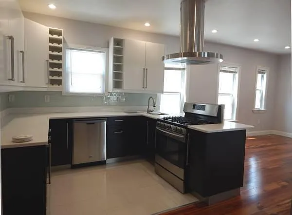 40 Orchard St — Photo 3