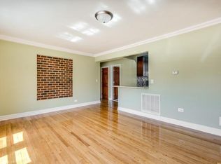 2436 W 68th St APT 2, Chicago, IL 60629