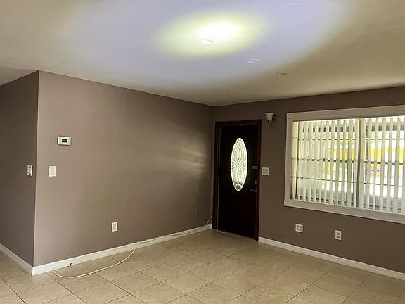 2nd image of 4385 Golfers Cir W