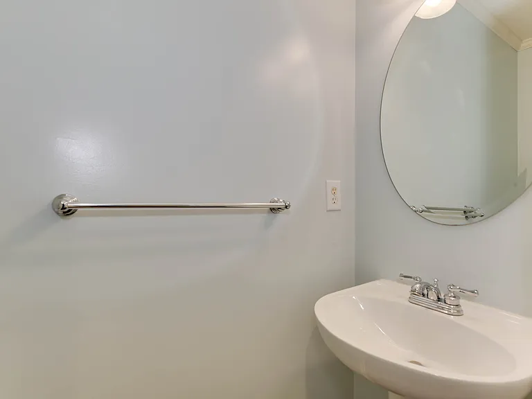 1133 Lady Ashley Dr #1 — Photo 35