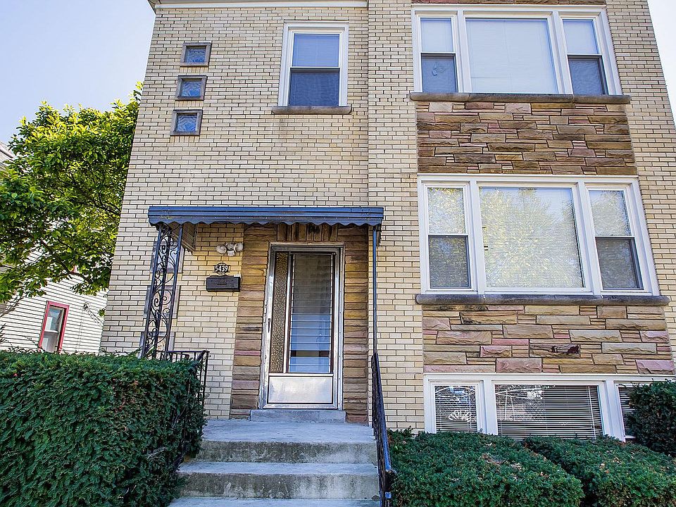 1st image of 5439 W Schubert Ave #G