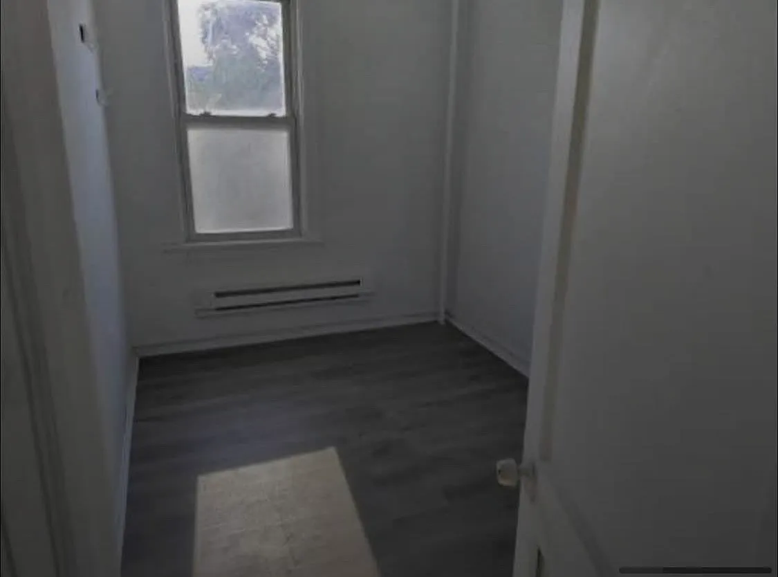 4 bed, 1610 sqft, $2,400 — Photo 3