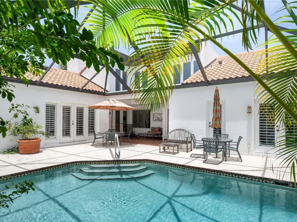 2135 Via Fuentes #2135, Vero Beach, FL 32963