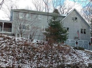 128 Seacliffe Rd, Rochester, NY 14622