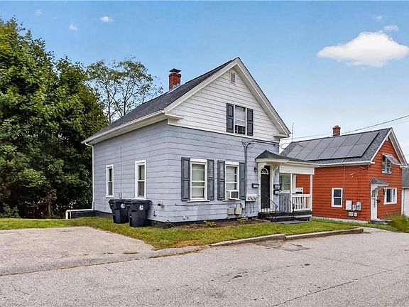 3rd image of 51 Willow St