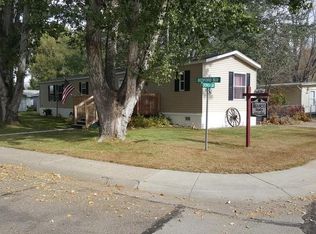 420 Dover Dr, Bismarck, ND 58504