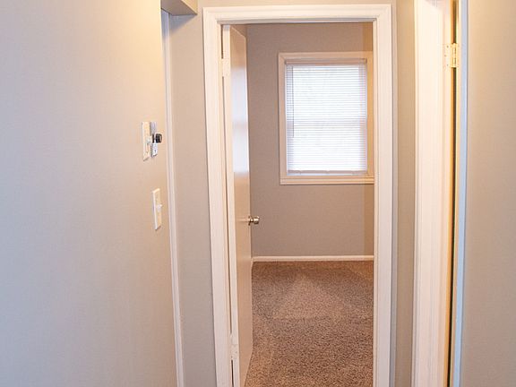 3rd image of 4341 Yecker Ave