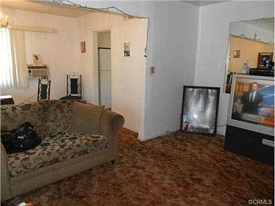 4th image of 10649 S Gramercy Pl