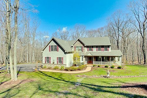 2nd image of 1449 Wrightstown Rd