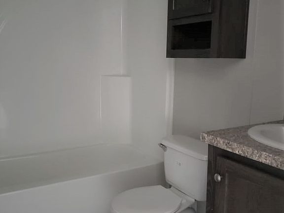 3rd image of 38000 Le Chateau Blvd #14
