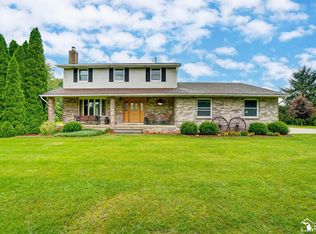 49774 Willis Rd, Belleville, MI 48111