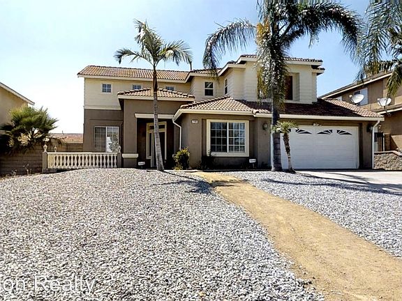 2nd image of 7148 Garden Oaks St