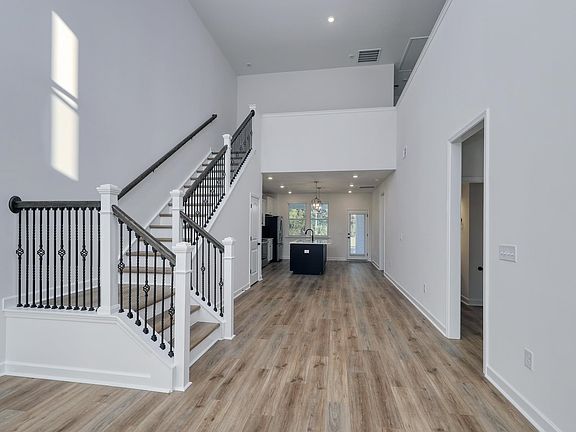 4th image of 436 Ireland Way #505