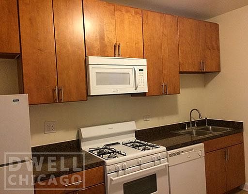 1st image of 1415 W Sherwin Ave APT 1W