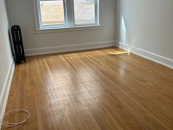 2nd image of 208 S Harrison St #4