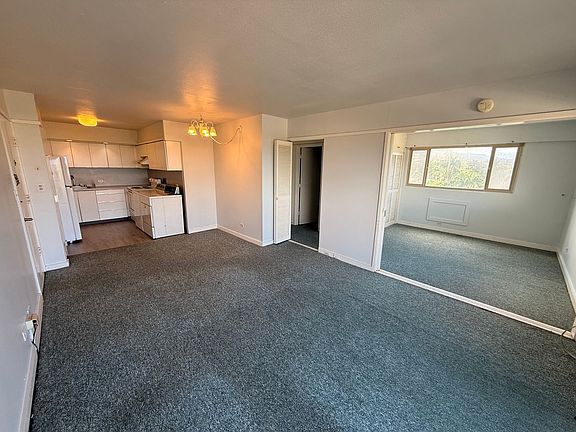 3rd image of 2158 Main St APT 306