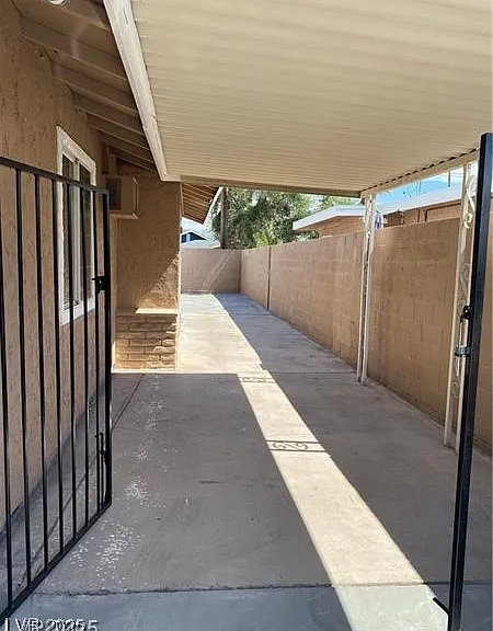 5108 Wilbur St — Photo 39