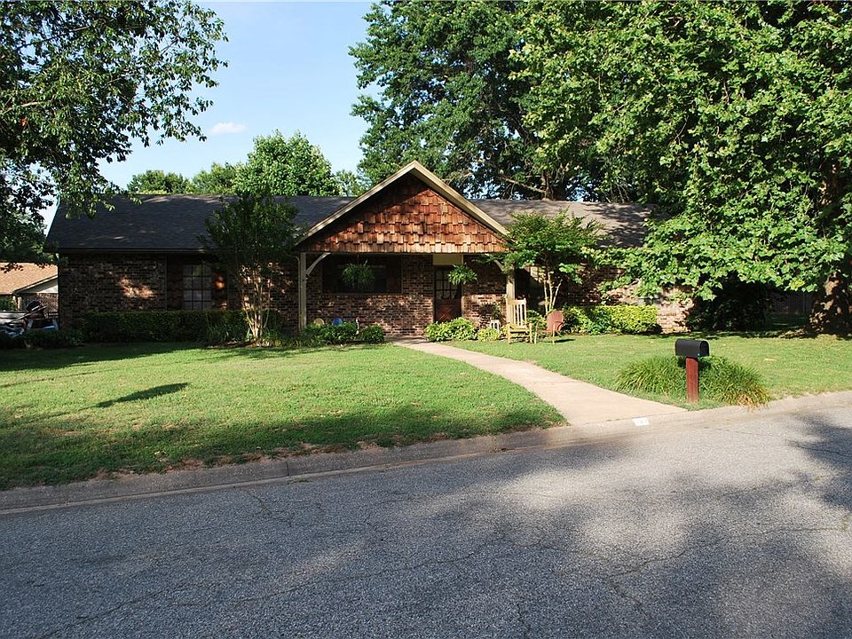 1st image of 503 Turtle Creek Dr