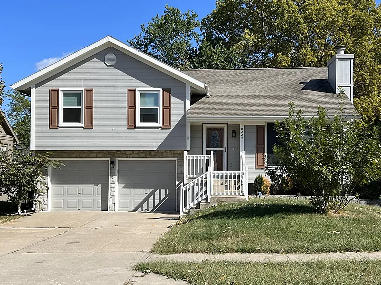 10225 N Main St — Photo 6