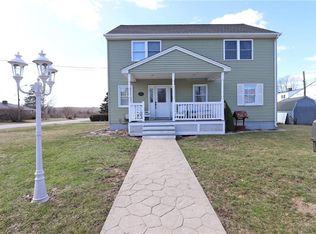 28 Walton St, Westerly, RI 02891