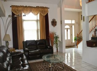 5489 Ridge Xing, Hanover Park, IL 60133