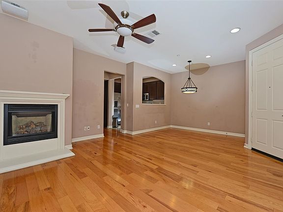 2nd image of 10488 Hollingsworth Way Unit 191