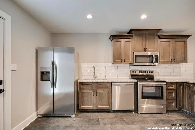 349 Will Rogers Dr #B — Photo 17