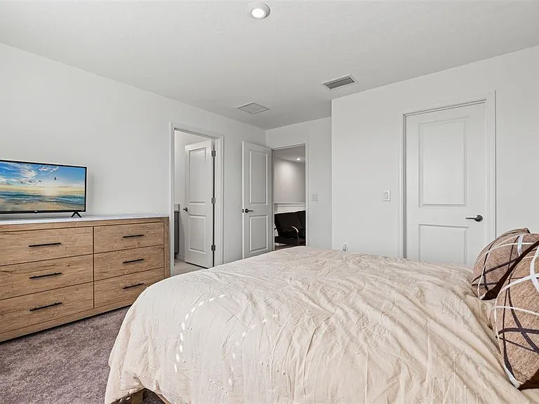 5725 Haven Ter — Photo 19