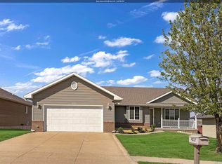 4037 Manchester St, Sioux City, IA 51103