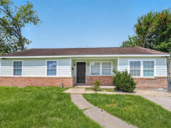 10306 Fairland Dr, Houston, TX 77051