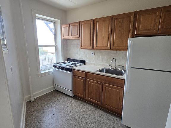 3rd image of 39-12 62nd St #3