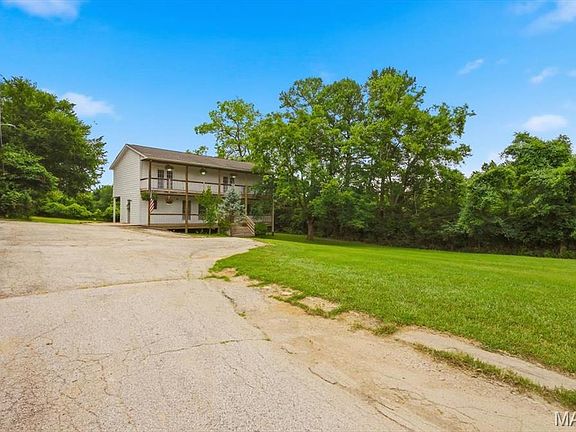 4th image of 814 Eureka Rd