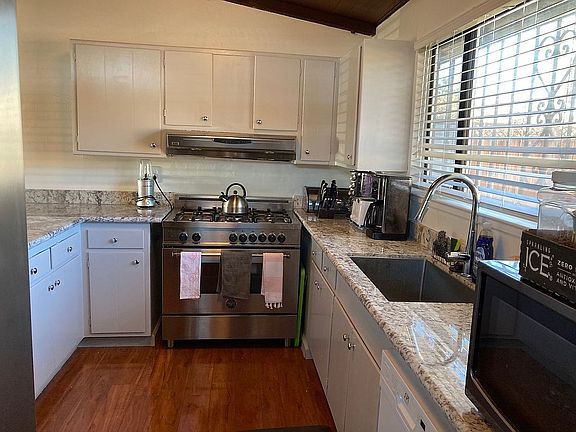 Upgraded and new appliances 