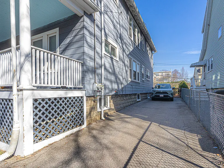 6 Endicott Ave — Photo 16