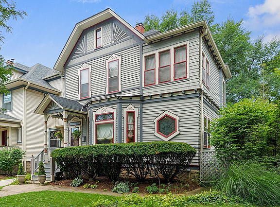 2nd image of 226 S Ashland Ave