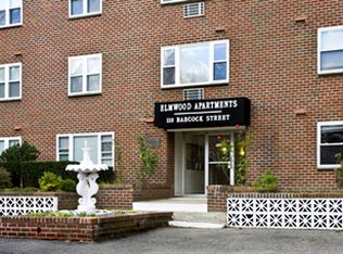 110-112 Babcock St #1, Brookline, MA 02446
