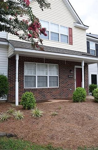 1st image of 12192 Bottlebrush Pl #902