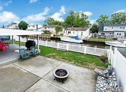 2nd image of 3762 Tiana St