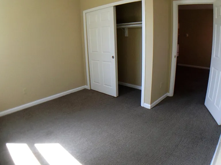 158 Westland St #2E — Photo 6