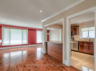 389 Centre St E, Richmond Hill, ON L4C 1B5