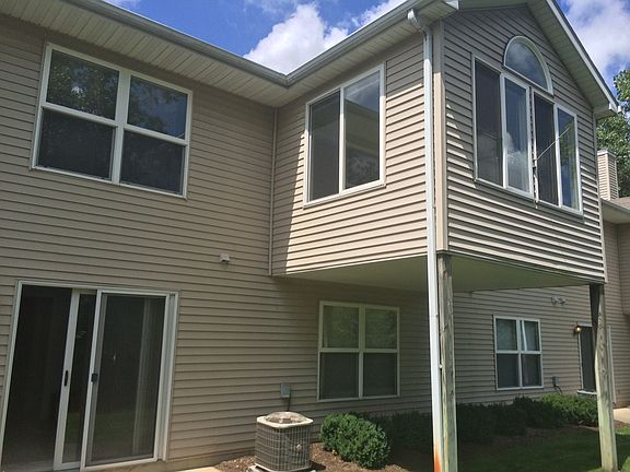 2nd image of 1940 Quail Cove Dr