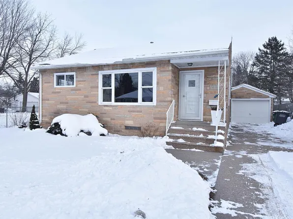 220 16TH AVENUE NORTH, Wisconsin Rapids, WI 54495