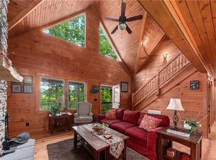 408 Yellowjacket Cir, Maggie Valley, NC 28751