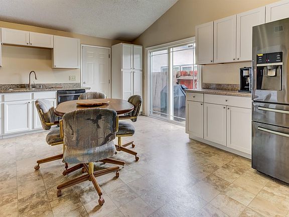 2nd image of 229 Dutch Flat Ct