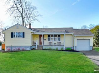 241 Evergreen St, Hillsdale, NJ 07642