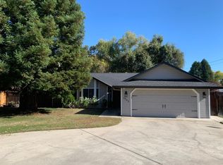 3499 Humphrey Rd, Loomis, CA 95650