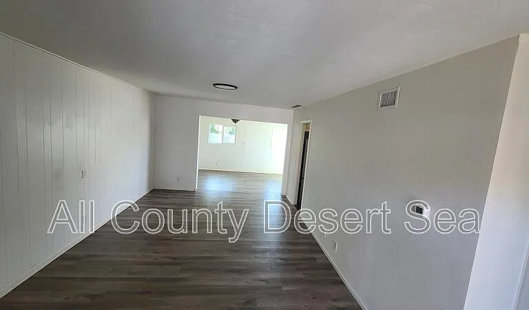 6691 Moselle Cir — Photo 3
