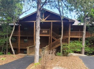 120 Village Trl, Branson, MO 65616