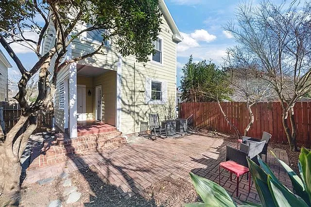 723 Pollock St — Photo 6